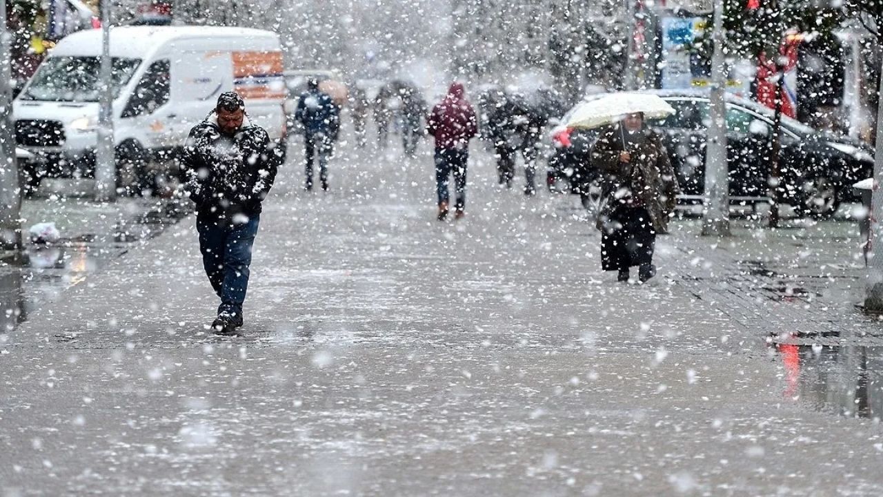 Meteoroloji’den sarı kodlu kar yağışı ve sağanak uyarısı!